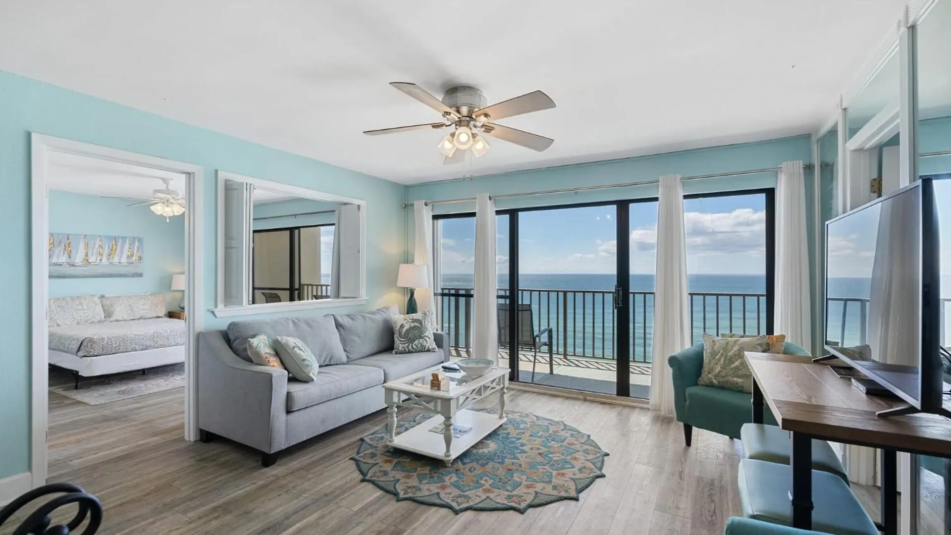 Commodore 1305 By Avantstay Beachfront Condo Panama City Beach